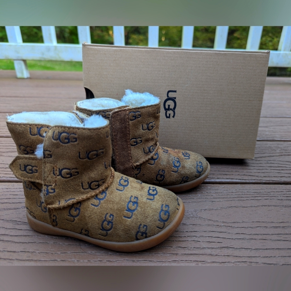 Toddler UGG Boots suede